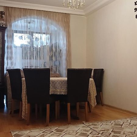 Bright And Cozy Apartment Batumi Exterior foto